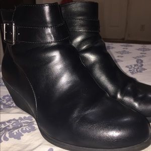 Leather boots (size 10)